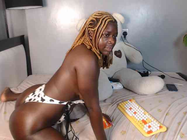 VelvetCuties webcam