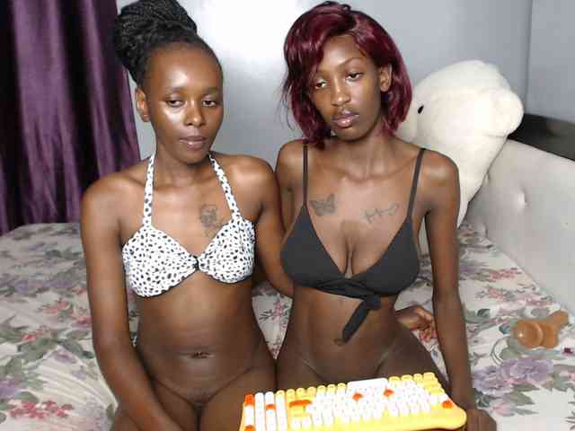VelvetCuties webcam