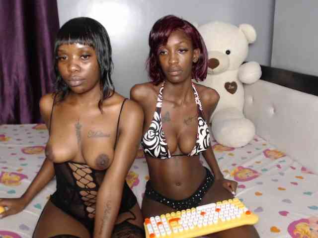 VelvetCuties webcam