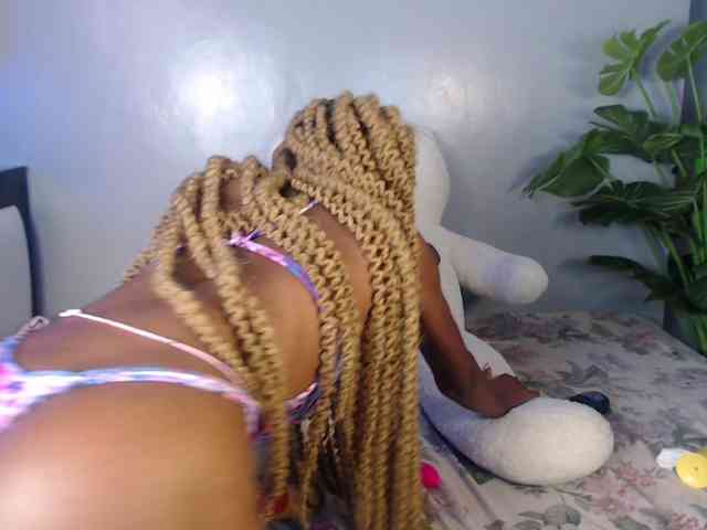 VelvetCuties webcam