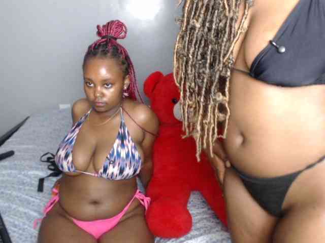 VelvetCuties webcam