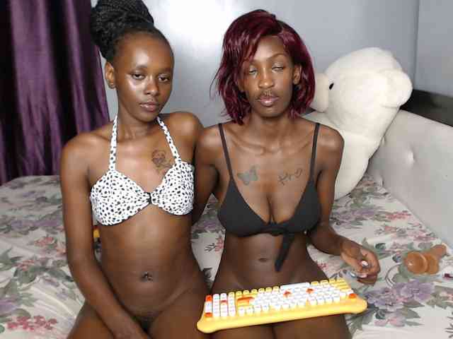 VelvetCuties webcam