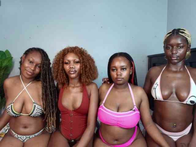 VelvetCuties Live Webcam on BongaCams