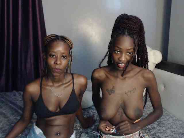 VelvetCuties webcam