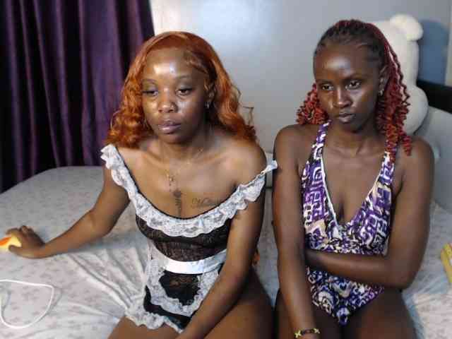 VelvetCuties webcam