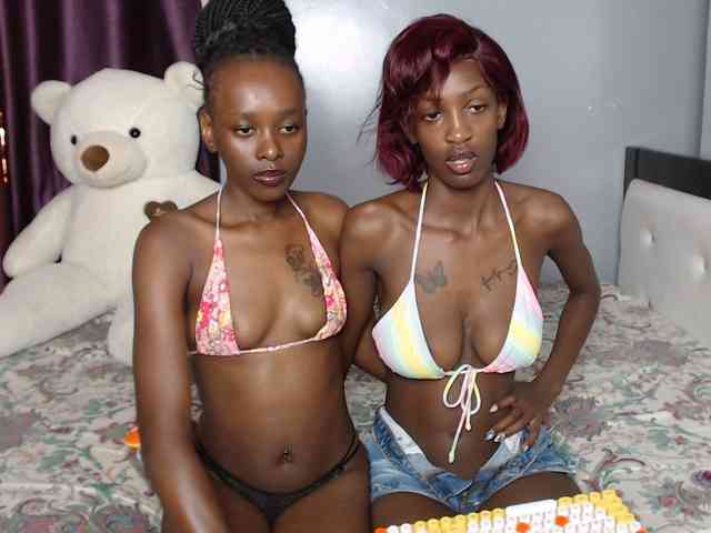 VelvetCuties webcam