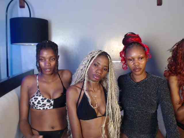 VelvetCuties Sex Cam Show