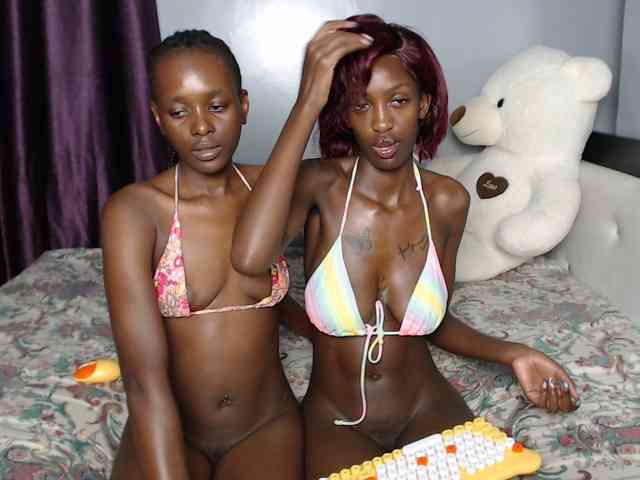 VelvetCuties webcam