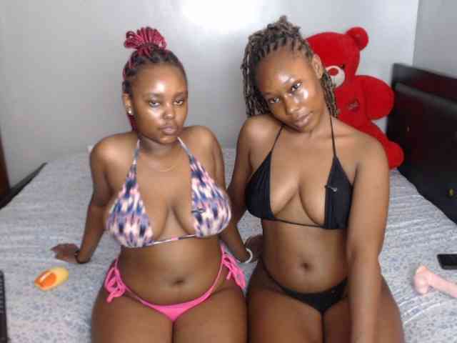 VelvetCuties webcam