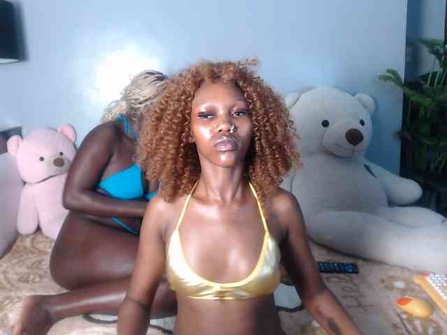 VelvetCuties webcam