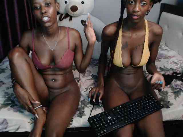 Modèle: VelvetCuties