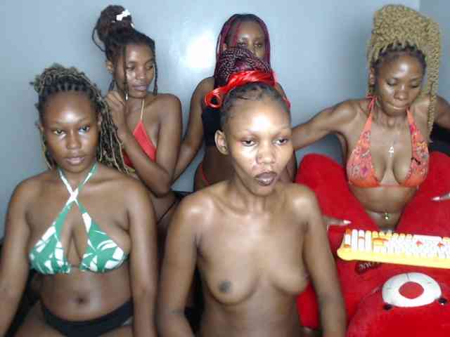 Modèle: VelvetCuties