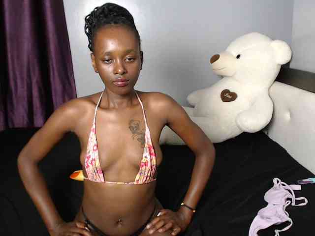 VelvetCuties webcam