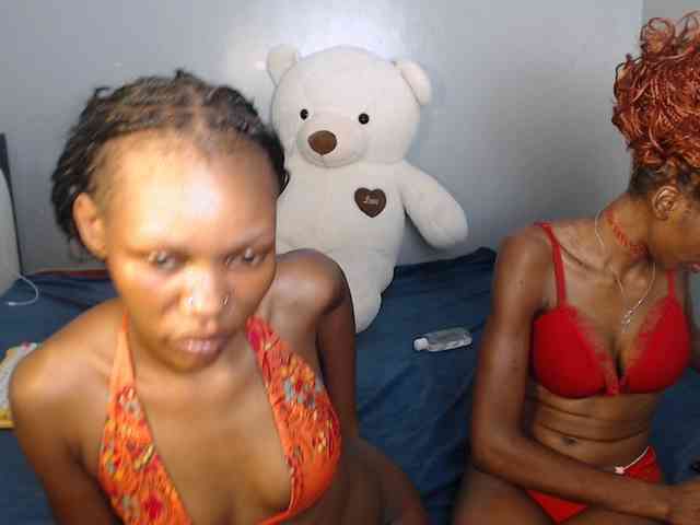 VelvetCuties webcam