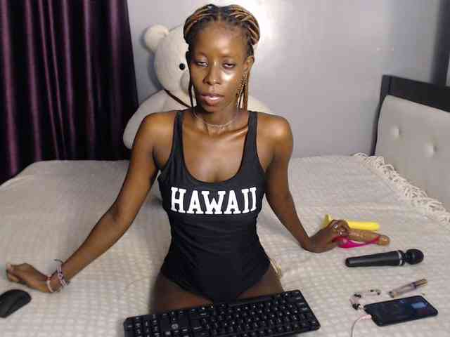 VelvetCuties webcam