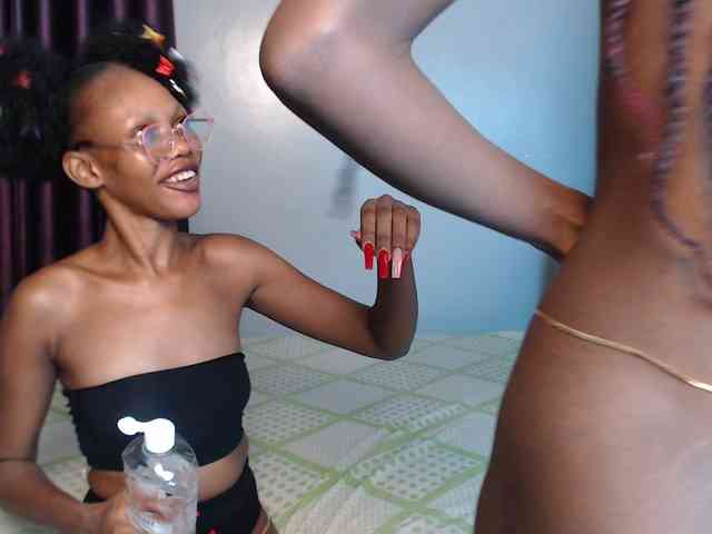 VelvetCuties webcam