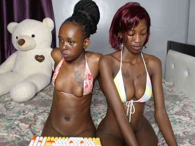 VelvetCuties webcam