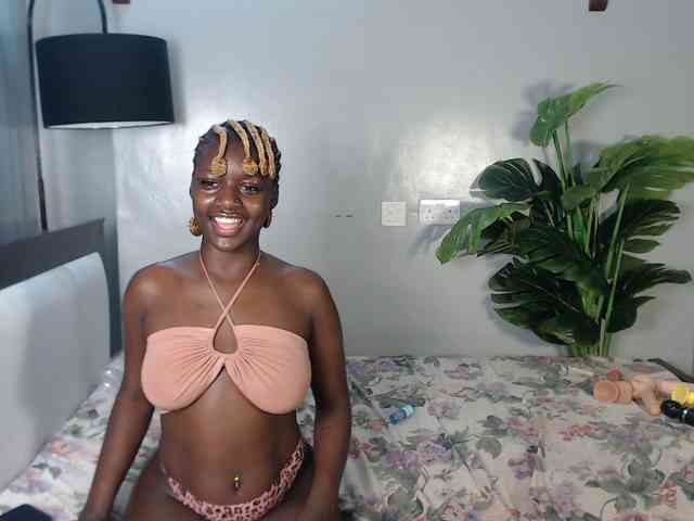 VelvetCuties webcam
