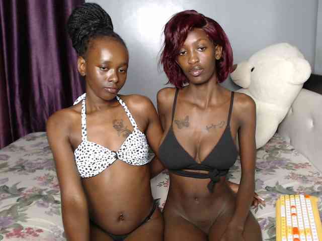 VelvetCuties webcam