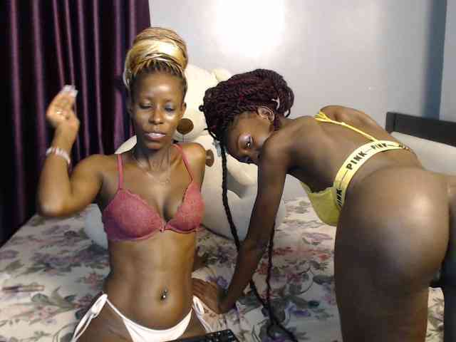 Modèle: VelvetCuties