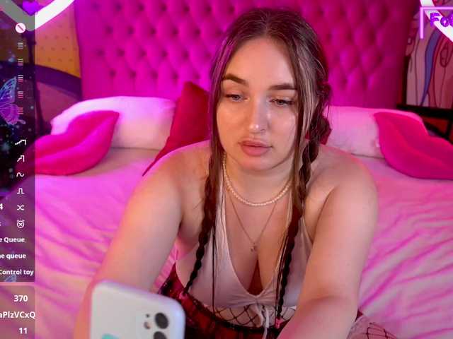 RapunzelAngel live webcam show