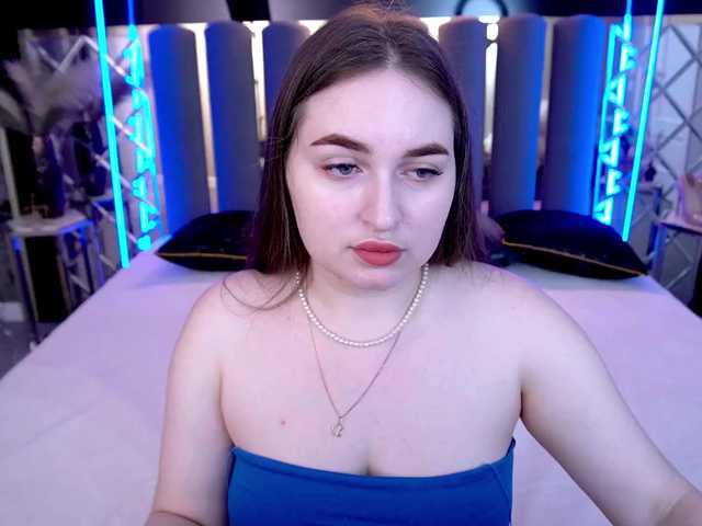 Sex chat gratuit in direct cu RapunzelAngel pe BongaCams