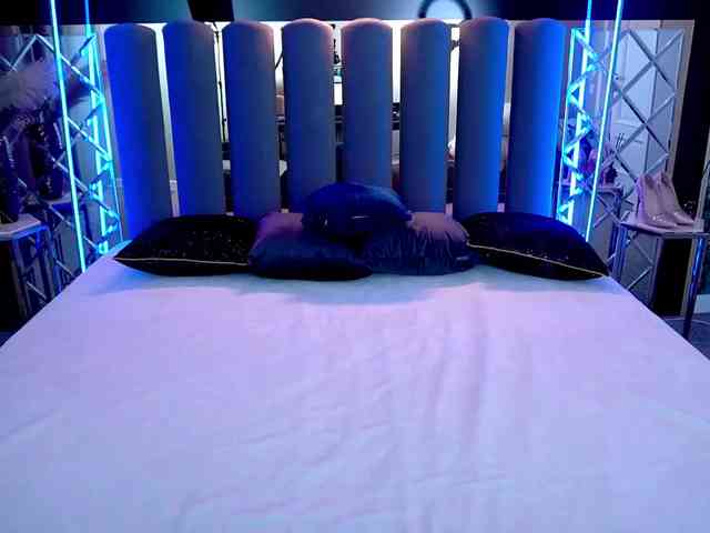 RapunzelAngel webcam
