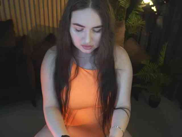 RapunzelAngel webcam