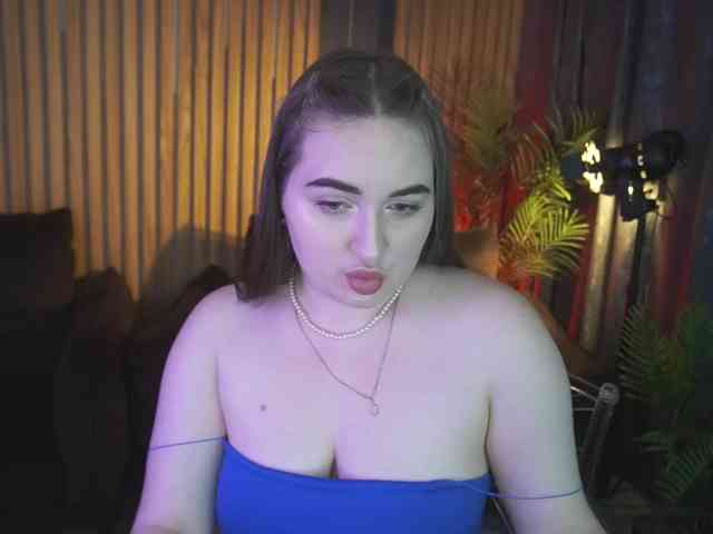 RapunzelAngel webcam