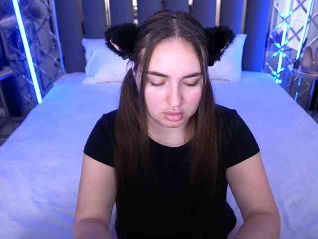 RapunzelAngel webcam