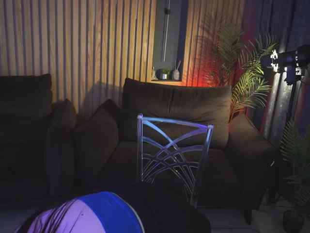 RapunzelAngel webcam