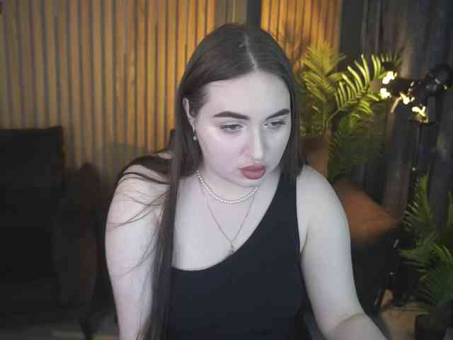 RapunzelAngel webcam