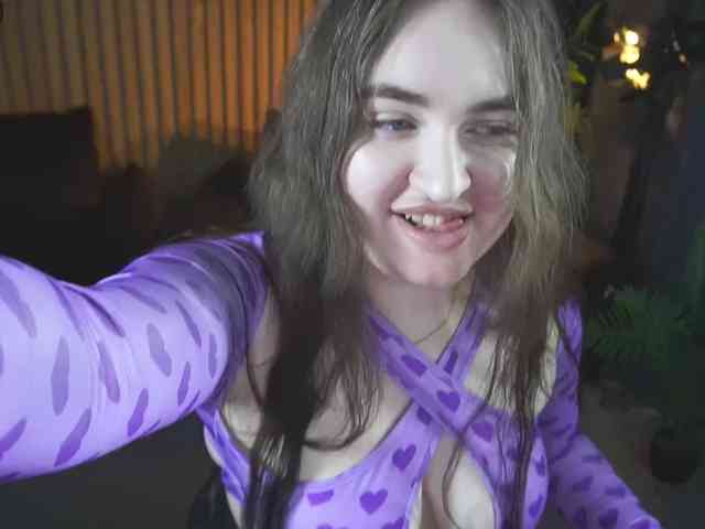 RapunzelAngel webcam