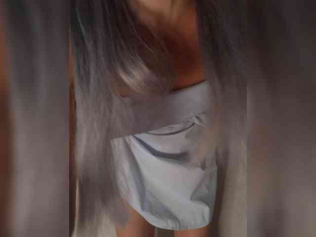zxcMNB543 Live Webcam on BongaCams