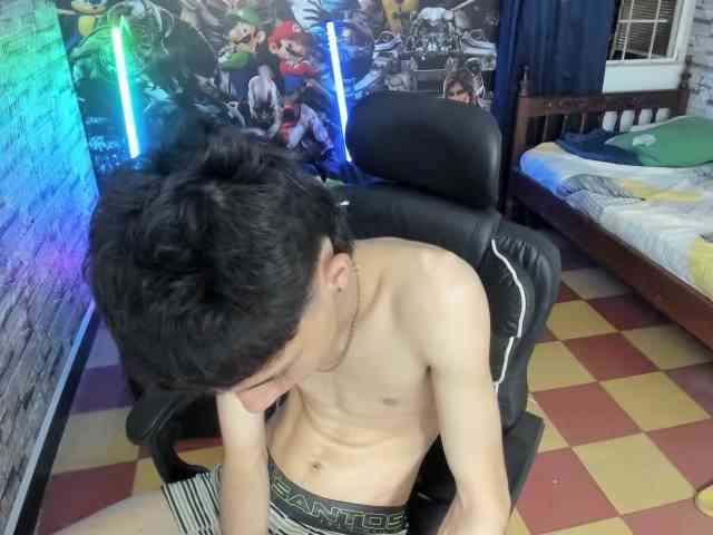 wex-077