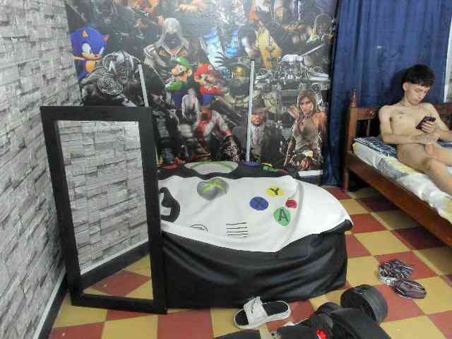 wex-077