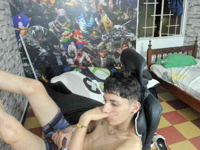wex-077