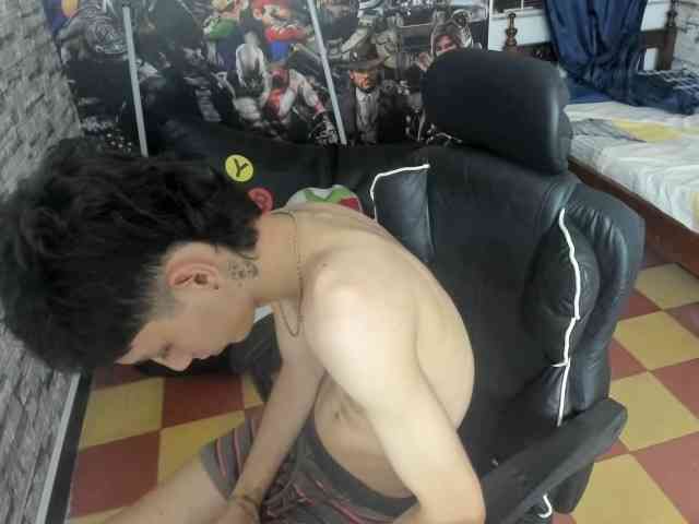 wex-077