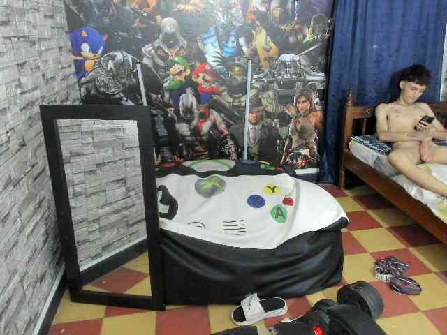 wex-077