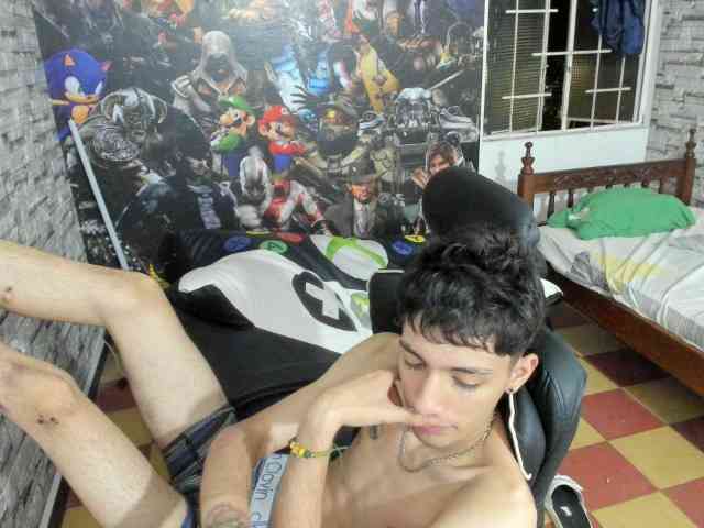 wex-077