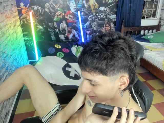 wex-077