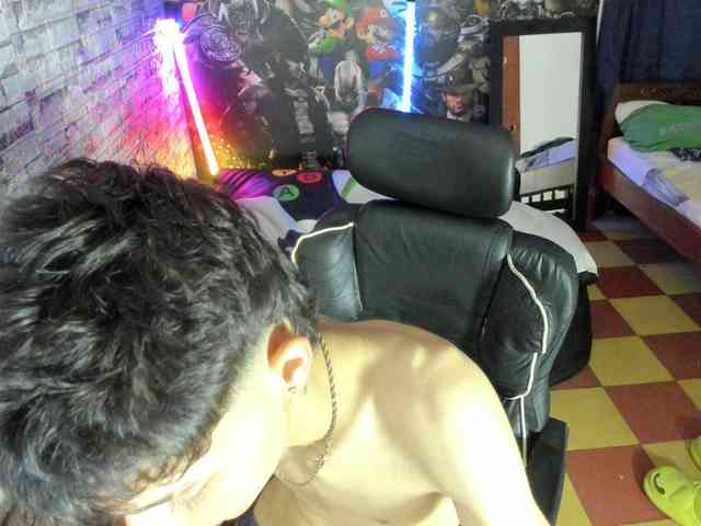wex-077