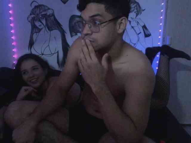 Blue-and-EmmaNova webcam