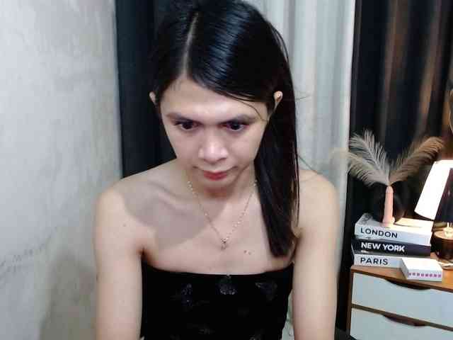 LadyLys Live Webcam on BongaCams