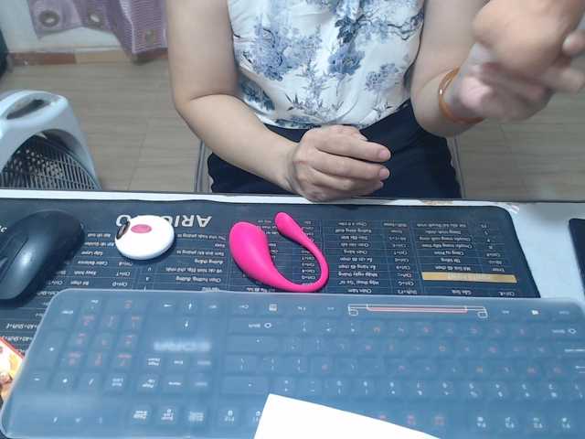 Maila88a live cam on BongaCams