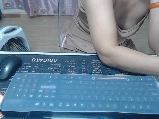 Maila88a live cam on BongaCams