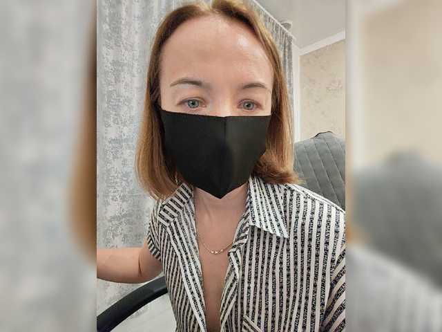 Viktoriya24 live cam on BongaCams