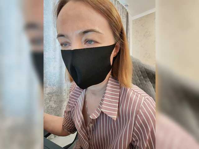 Viktoriya24 live cam on BongaCams