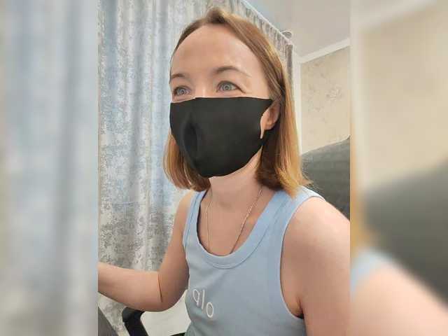 Viktoriya24 live cam on BongaCams