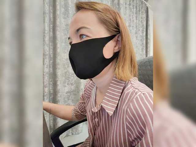 Viktoriya24 live cam on BongaCams